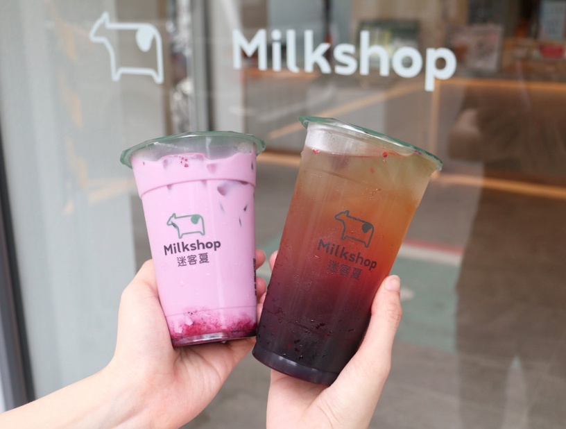 迷客夏超夢幻「桑葚莓果庫莉」!粉紫色的超仙新品,新鮮現煮桑椹果醬,酸甜滋味很可以