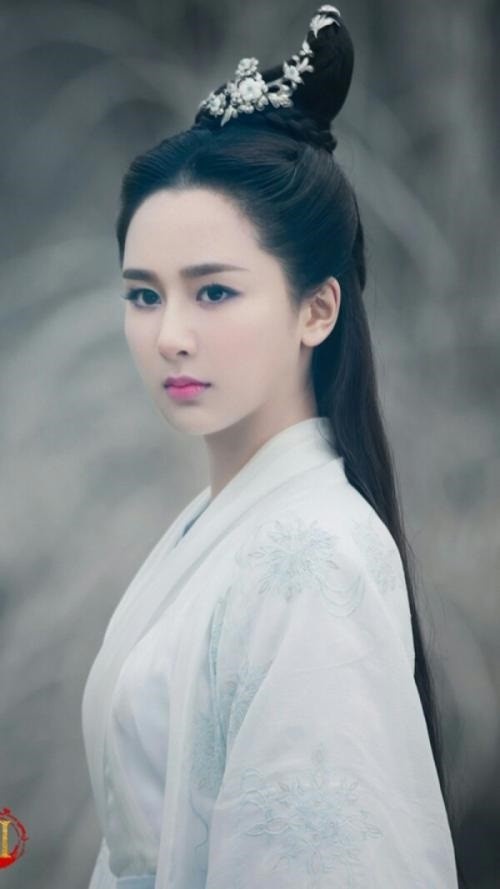 微博票選「古裝適配度最高的明星」:楊紫《青簪行》、《香蜜沉沉燼如霜》、《天乩之白蛇傳說》、《青雲志》