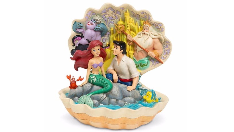 日本迪士尼 Enesco精品雕塑：小美人魚／22,000円（約NT.6,130）