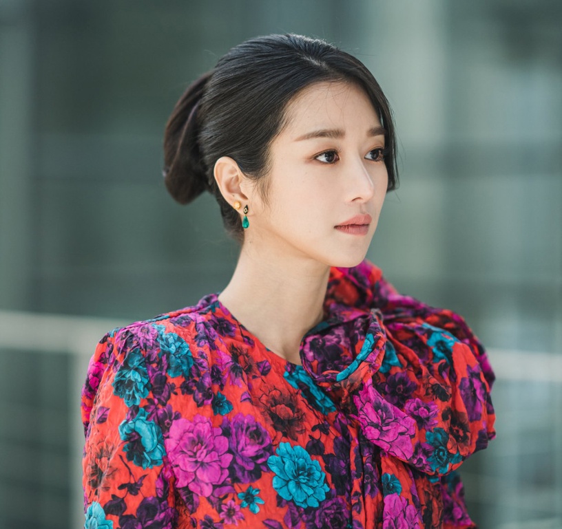 《雖然是精神病但沒關係》徐睿知像神秘魔女,一樣擁有黑暗內心