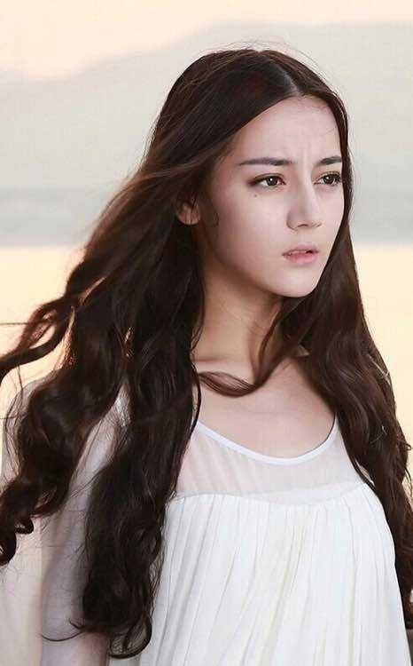 迪麗熱巴主演陸劇網播量TOP 9:《逆光之戀》