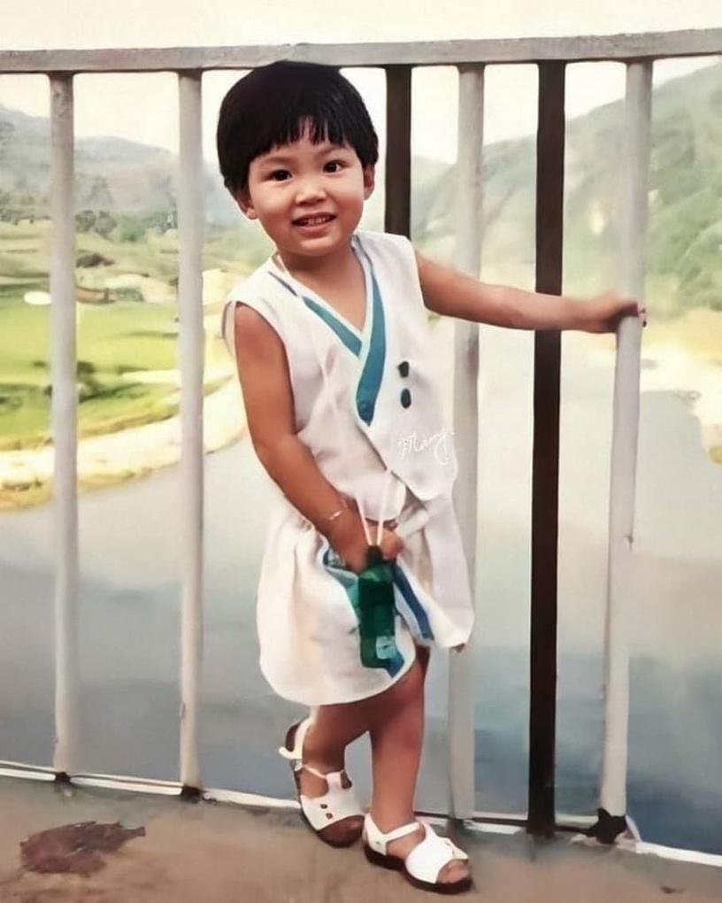 《永遠的君主》李敏鎬小時候舊照曝光!李敏鎬從小就有電眼,幼稚園被女生爭搶,高中帥成校草