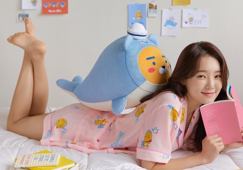 Kakao Friends「夏日海軍系列」新上市!超萌萊恩沙灘球、游泳圈陪你一起去海邊度假~