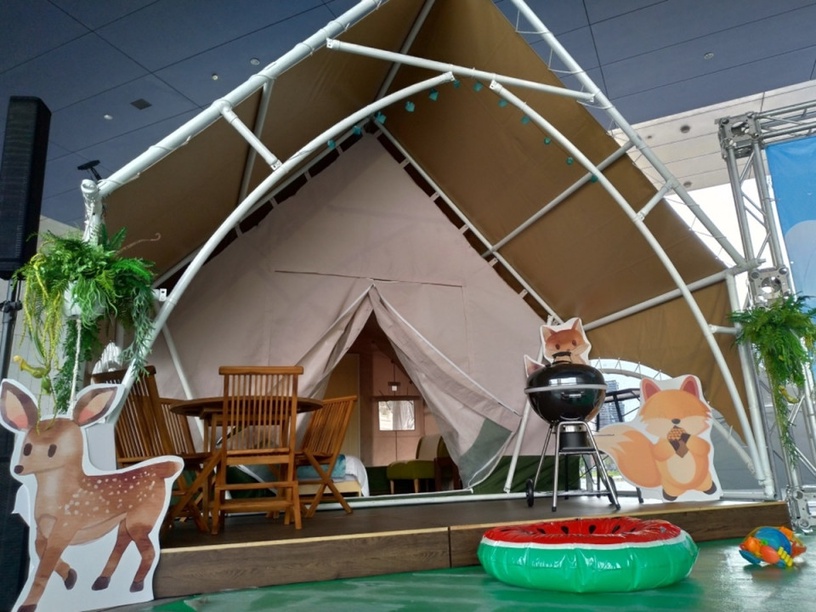 玩水+露營一次滿足!台中「大安濱海樂園」彩色小屋、豪華帳篷,6月正式開放