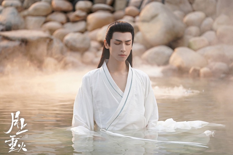 六月陸劇男主10:羅雲熙 飾演《月上重火》上官透