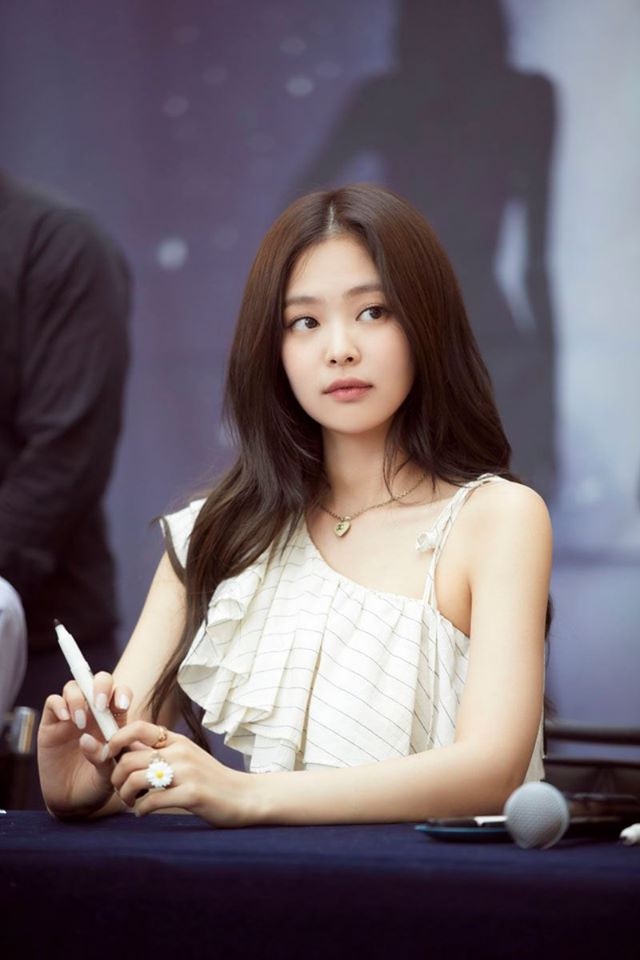 2020全球最美女星榜單:第8名 BLACKPINK Jennie