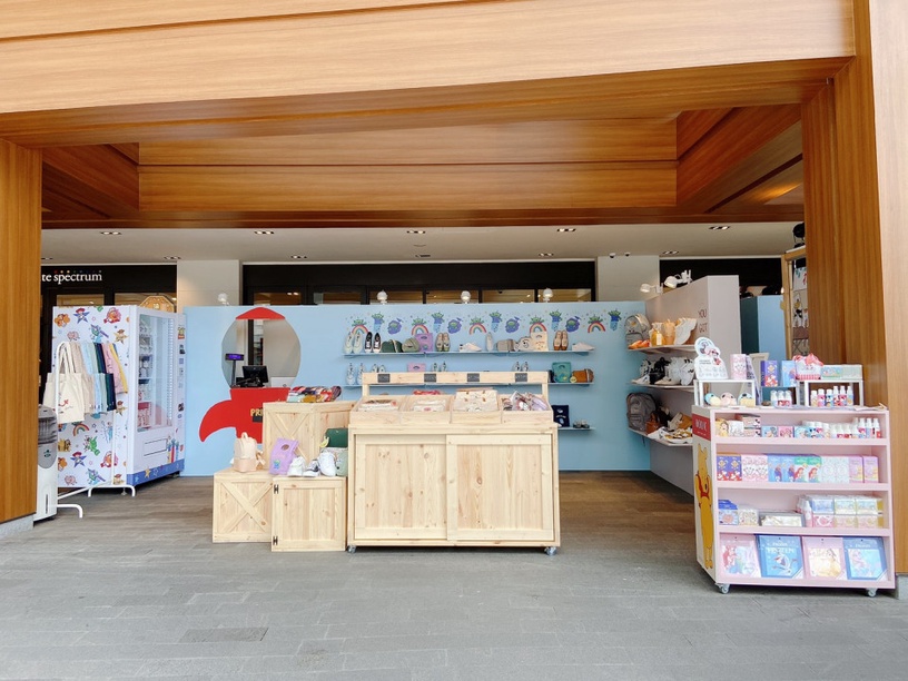 Grace Gift 快閃店推出「迪士尼販賣機」,市價NT.499迪士尼帆布袋,這樣就能免費換!