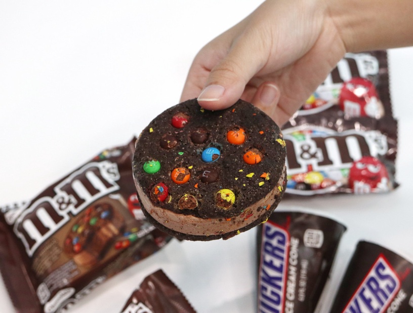 7-11推出「GODIVA巧克力流心雪糕」!還有士力架、M&M'S也都變冰淇淋,加碼抽0元優惠