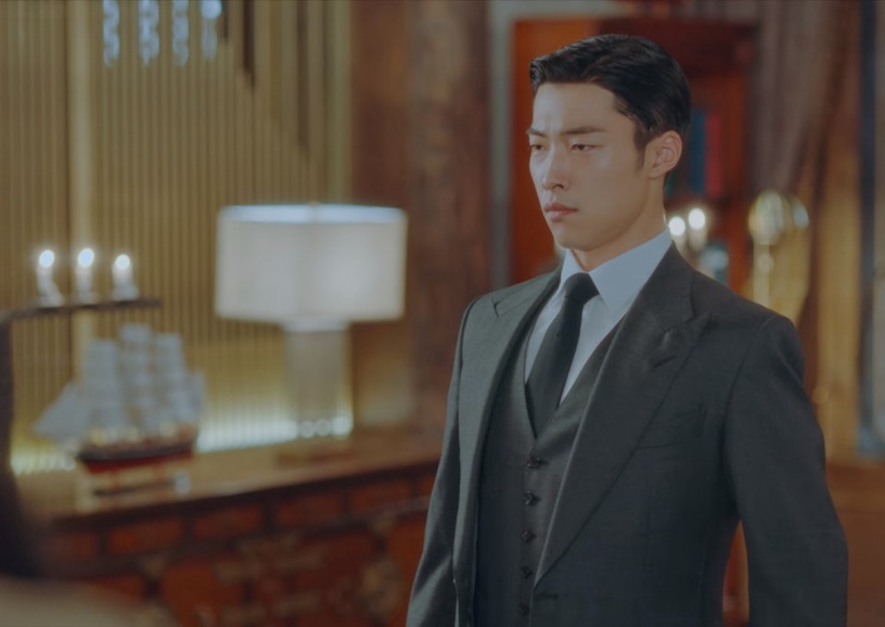 《The King:永遠的君主》Netflix沒翻譯的小細節1:誾燮自稱「臣 蘭斯洛特」