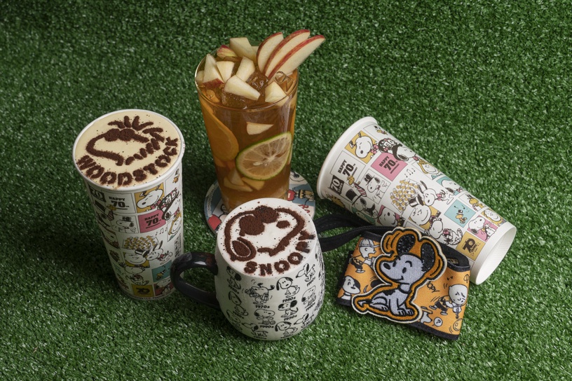 史努比70周年特展/史努比手搖飲料店