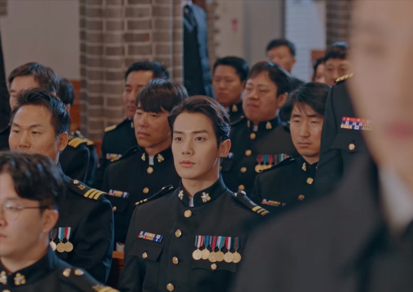 《The King:永遠的君主》結局前後呼應2:溜溜球男孩&民國霸凌男
