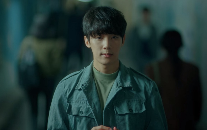 《The King:永遠的君主》結局前後呼應2:溜溜球男孩&民國霸凌男