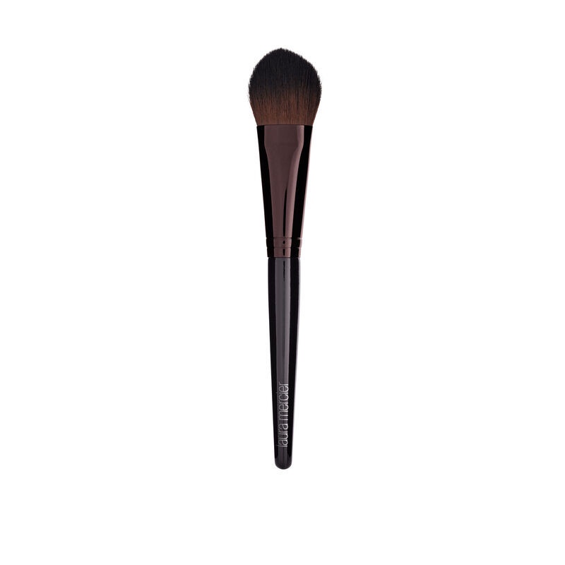 彩妝師推薦刷具4:Laura Mercier 腮紅刷,NT.1800