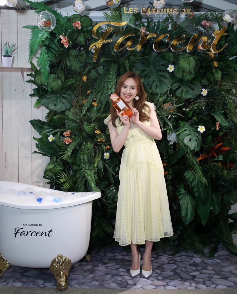Farcent 香水胺基酸沐浴露 雞蛋花香 780g,NT.369