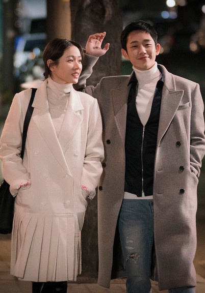 孫藝珍的人生故事6:浪漫Queen,《漂亮姊姊》&《愛的迫降》大受歡迎