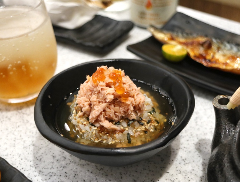 点爭鮮 X 春陽茶事「鹽漬鮭魚烏龍茶泡飯」/售價60元