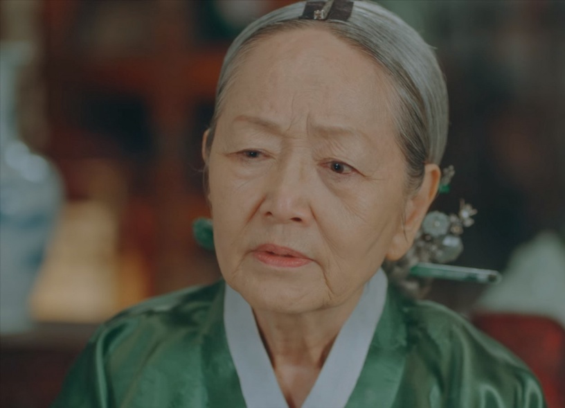 《The King:永遠的君主》彩蛋細節解析3:編劇曾暗示盧尚宮是「北部」人