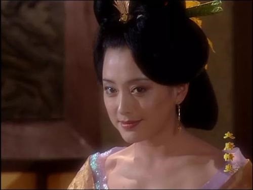 秦嵐古裝角色1:秦嵐 飾演《大唐情史》武則天