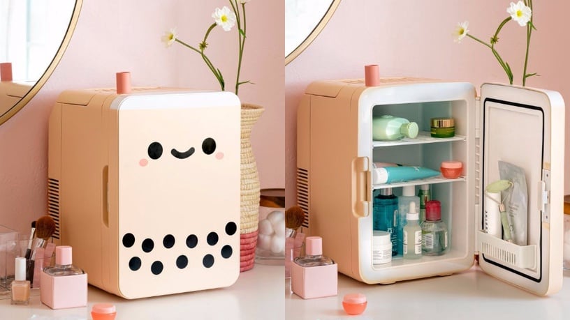 最近國外小物品牌「Smokosnow」推出這款超可愛的「珍珠奶茶迷你冰箱」，快右滑看詳細介紹吧～