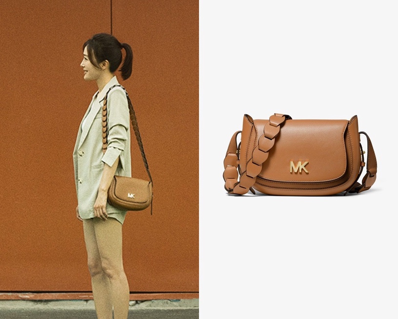 《怪你過分美麗》秦嵐同款包3 Michael Kors Jolene Leather Small Saddle Bag,價格店洽