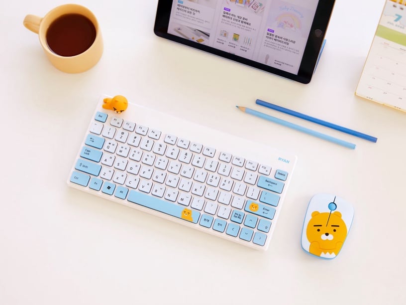 上班族小姊姊必備!Kakao Friends推出超療癒鍵盤+滑鼠,無辜Ryan萌度破表