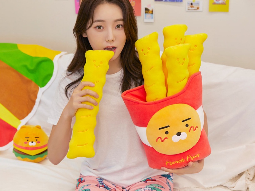 KAKAO FRIEND推出「派對美食系列」!巨無霸萊恩薯條、香烤萊恩土司美味登場