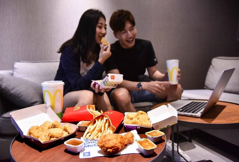 宵夜就吃麥當勞炸雞啦!麥當勞推「深夜10塊雞塊餐」