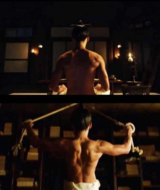 玄彬身材變化史7:《逆鱗》練出驚人肌肉