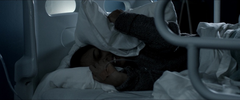 真人真事改編!《6號鬼病床》女醫師撞恐怖鬼童後不得好死,8/7鬼門開前驚悚上映!