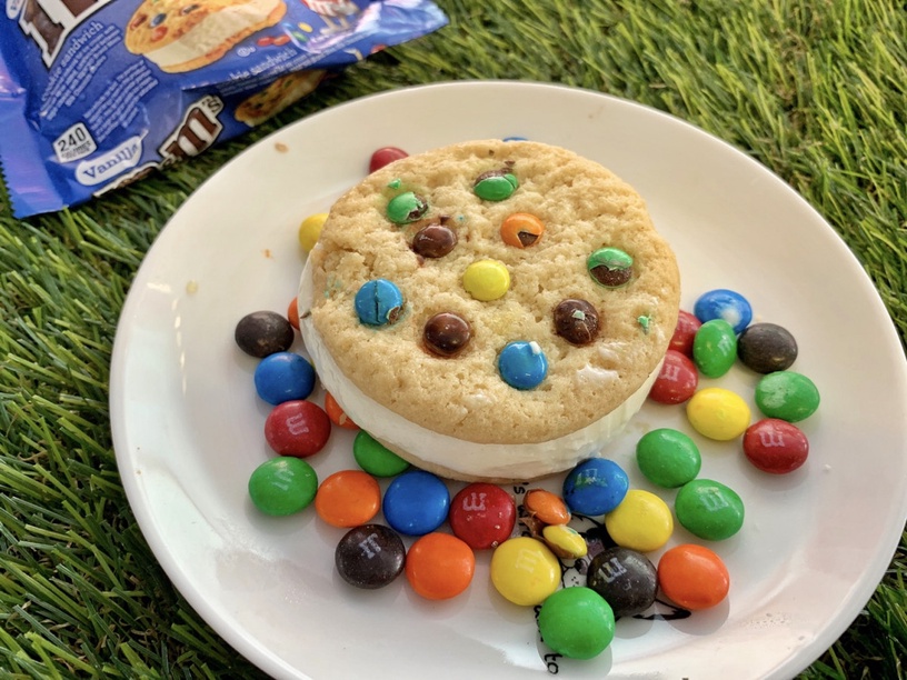 全家便利商店推「M&M'S冰淇淋餅乾」、「M&M'S冰淇淋甜筒」