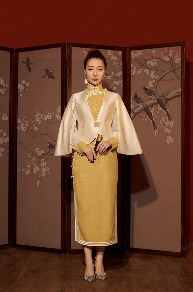 《乘風破浪的姐姐》旗袍女神5:白冰