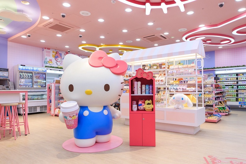 7-11「三麗鷗聯名店」在西門!50項獨家周邊+2.3m超大Kitty,全球首間聯名店這天開幕
