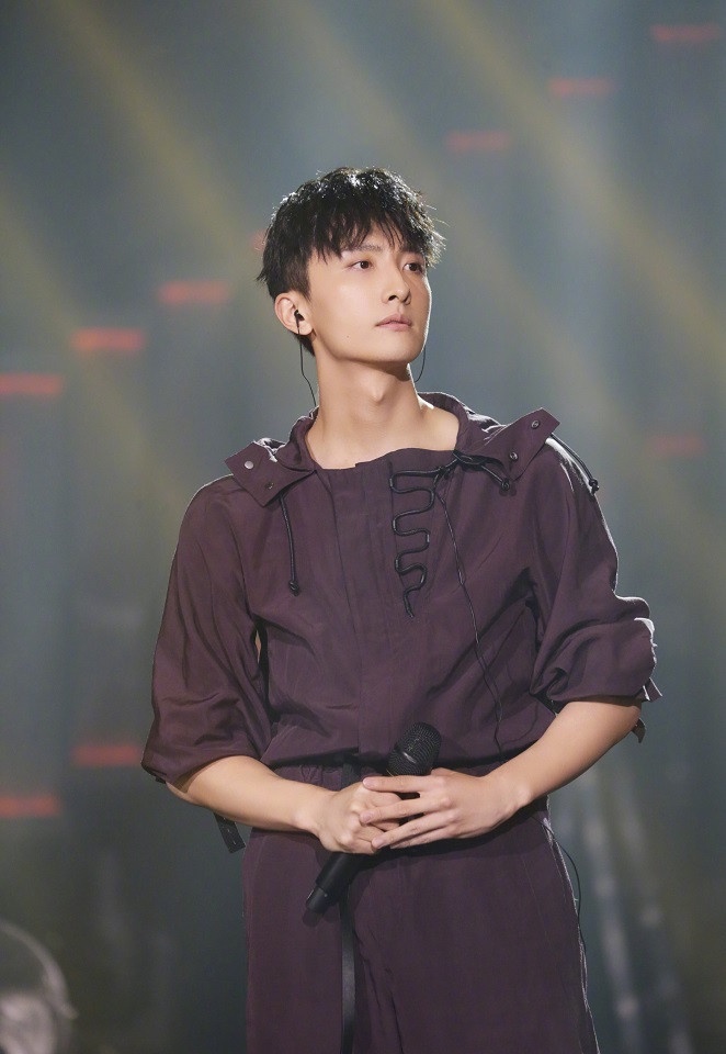 陸劇隱藏版校園男神6:牛駿峰 飾演《二十不惑》趙優秀