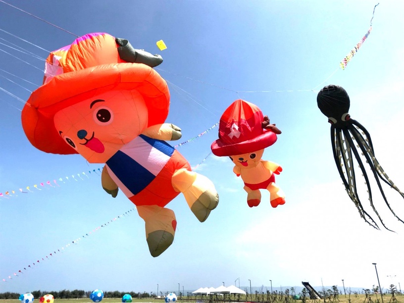 超萌小鹿現身宜蘭伯朗大道,限定一日風箏節必去