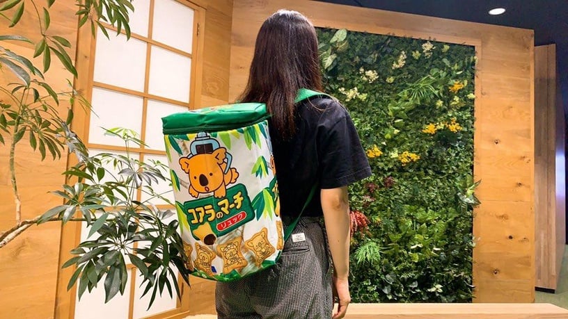 巨大化150cm「樂天小熊餅乾」後背包登場!夾娃娃憑實力得獎,多款週邊爆發少女心!