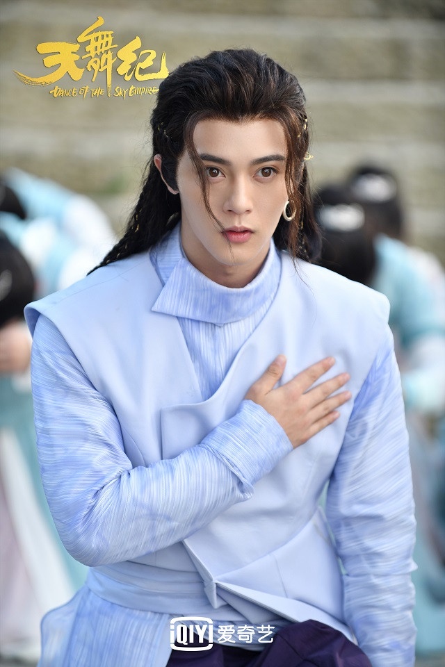 古裝青春劇「校園男神」5:李俊辰 飾演《天舞紀》御風穆