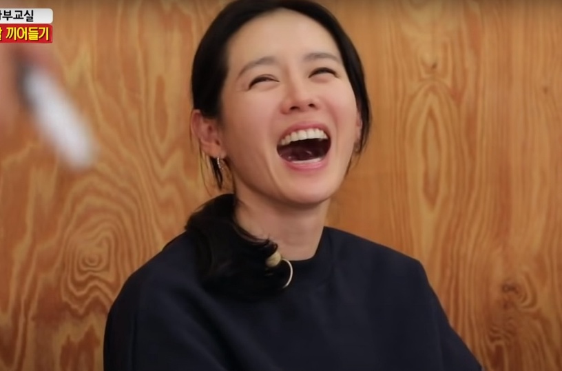 孫藝珍反差萌1:高中都「抬頭睡覺」,竟然是因為怕臉變大!