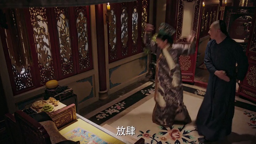 《如懿傳》扇耳光名場面11:乾隆一巴掌讓如懿「斷髮為祭」