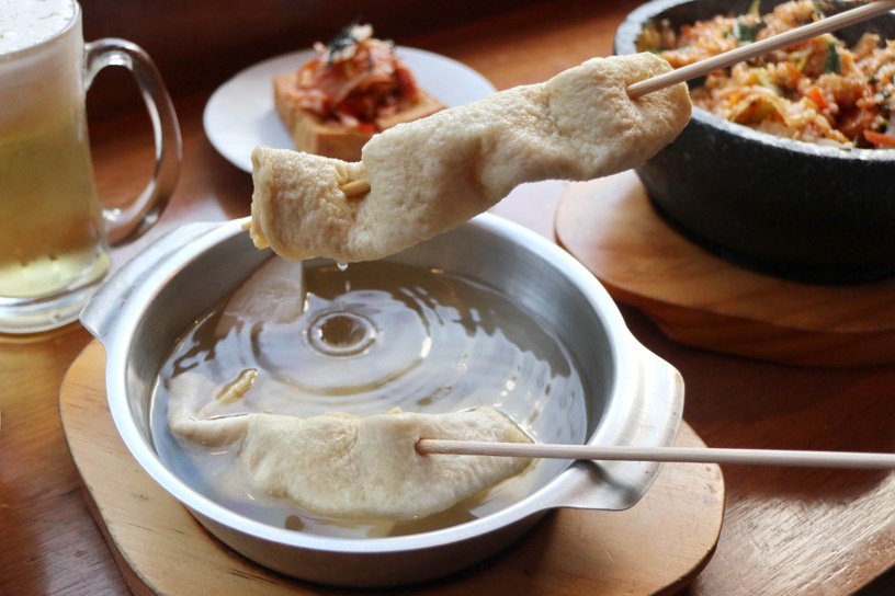 韓式拌飯搭奶油啤酒!台北美食「四米大石鍋拌飯專賣」順口啤酒&牽絲起司太罪惡啦