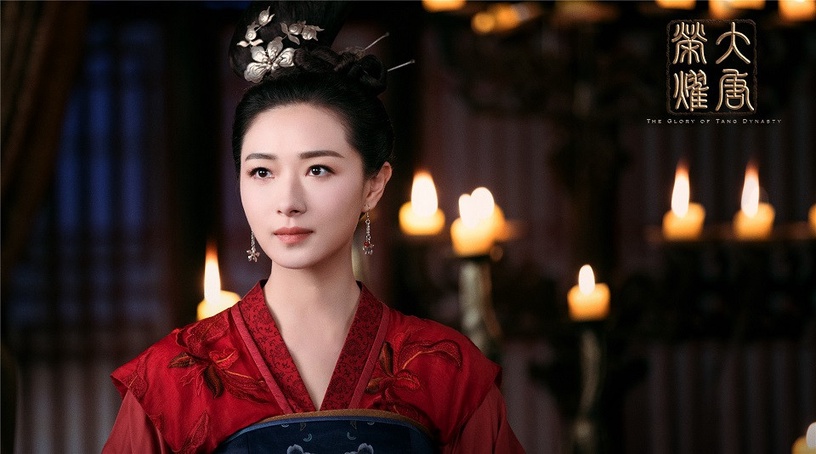 《乘風破浪的姐姐》心機女反派角色6:萬茜《大唐榮耀》
