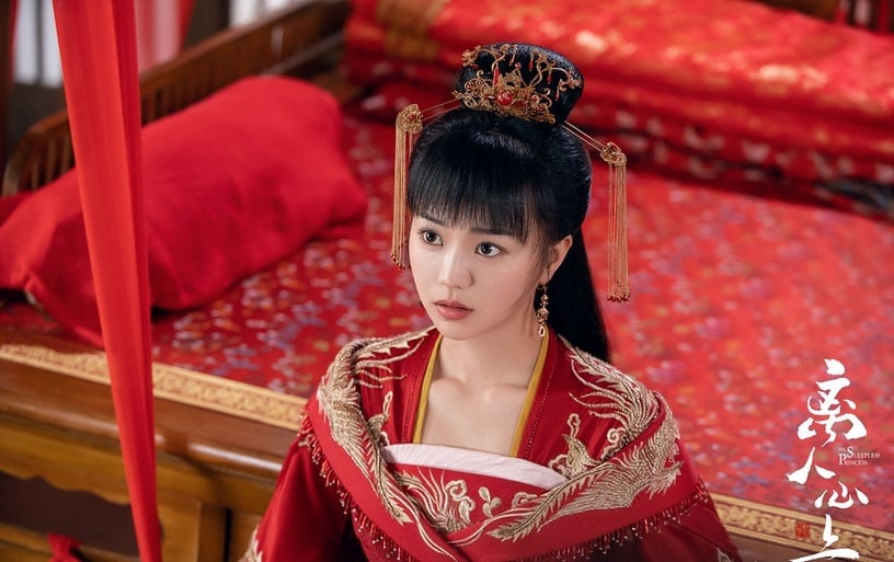 熱播甜寵劇古裝女神1:胡意旋 飾演《離人心上》初月