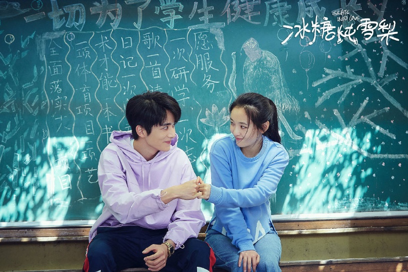 10對陸劇「青梅竹馬」!《以家人之名》偽兄妹情、《如此可愛的我們》歡喜冤家都好甜~