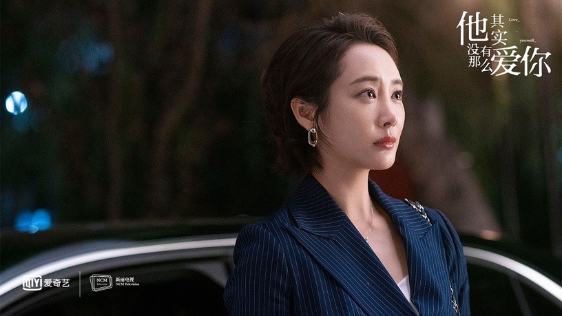 后宮娘娘的「帥氣颯姐」造型1:李純《如懿傳》vs《他其實沒有那麼愛你》