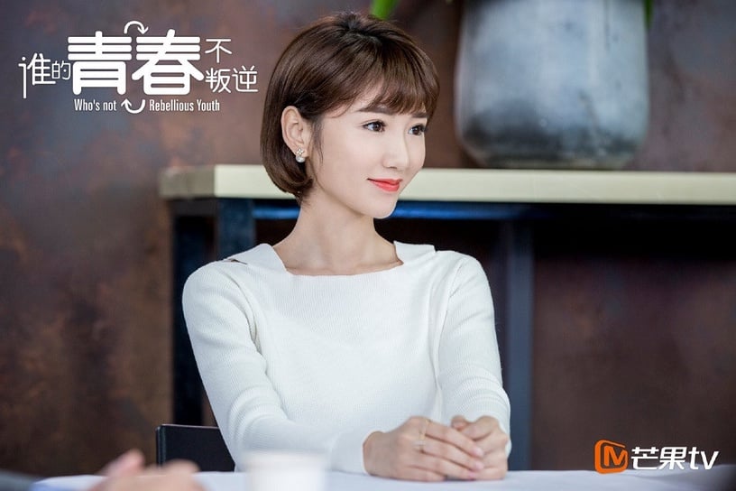 后宮娘娘的「帥氣颯姐」造型5:毛曉彤《甄嬛傳》vs《誰的青春不叛逆》