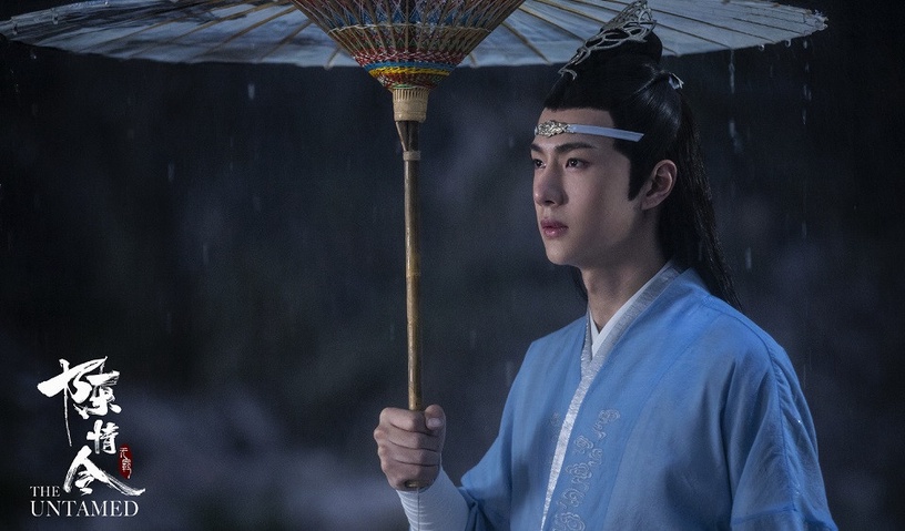 《且聽鳳鳴》和《陳情令》的聯動1:鳳舞拿了藍忘機的傘