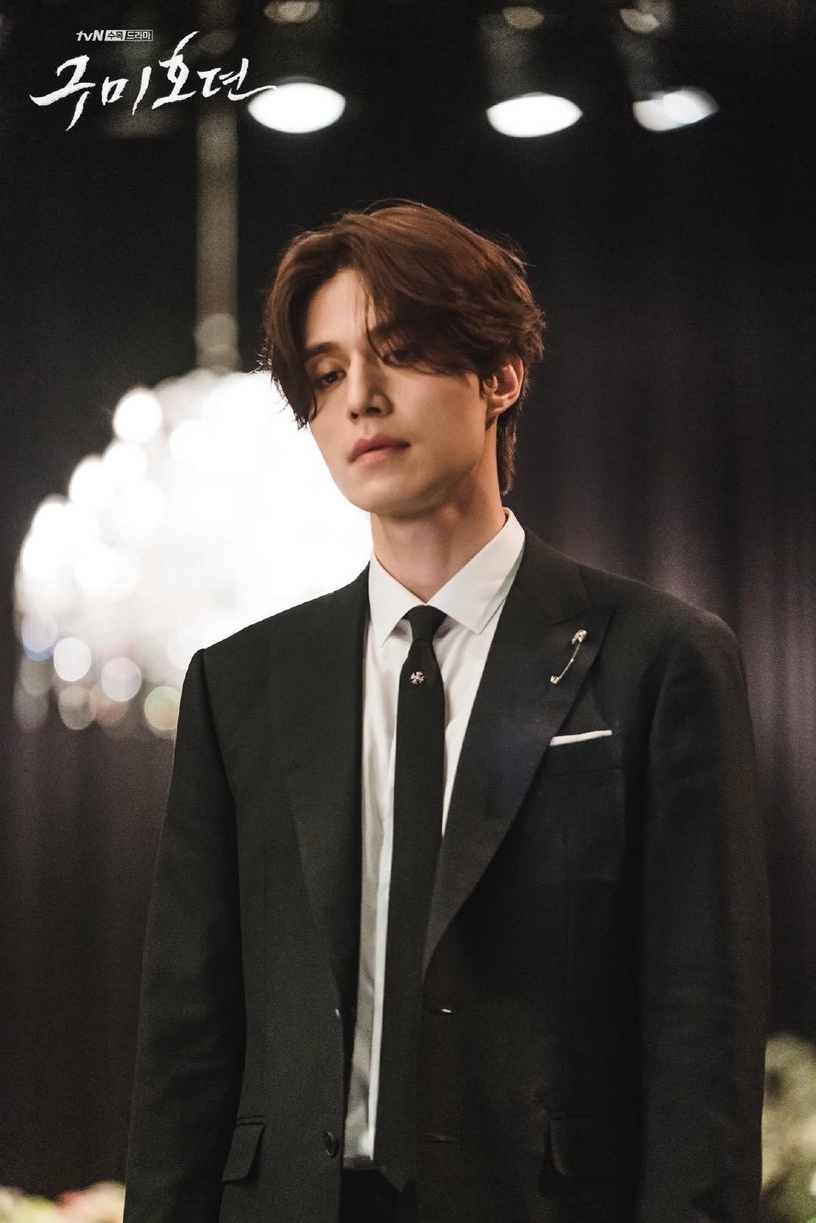 李棟旭tvN韓劇《九尾狐傳》劇照公開!10月接棒《惡之花》,韓劇首位男性九尾狐登場!