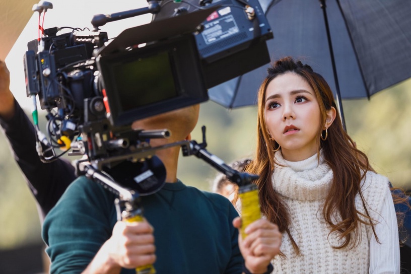 《可不可以,你也剛好喜歡我》10句愛情語錄:「先給愛的人不可悲,無法愛人才是。」