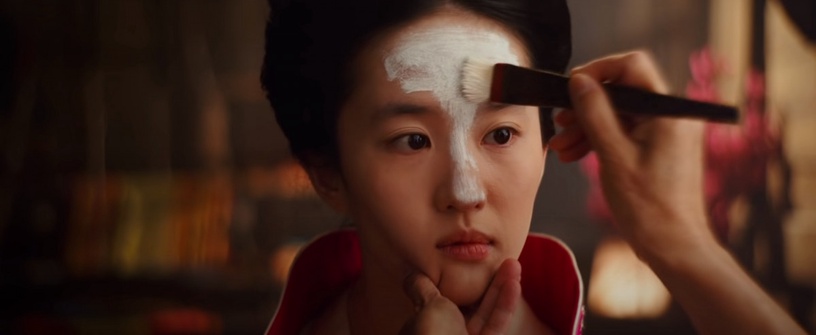《花木蘭》動畫版vs.真人版5套造型神還原!電影主題曲《自己》李玟時隔22年再度獻唱!