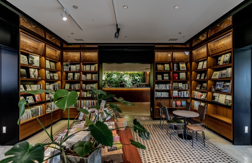 台北最美森林書店「森大青鳥」開幕!全台5大森林系書店,帶你沉浸在書香與森林浴裡