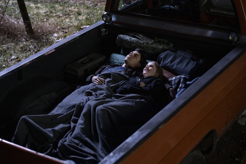 2020九月Netflix片單!羅伯派汀森《神棄之地》,《#Alive》、《青春紀錄》韓劇迷必追